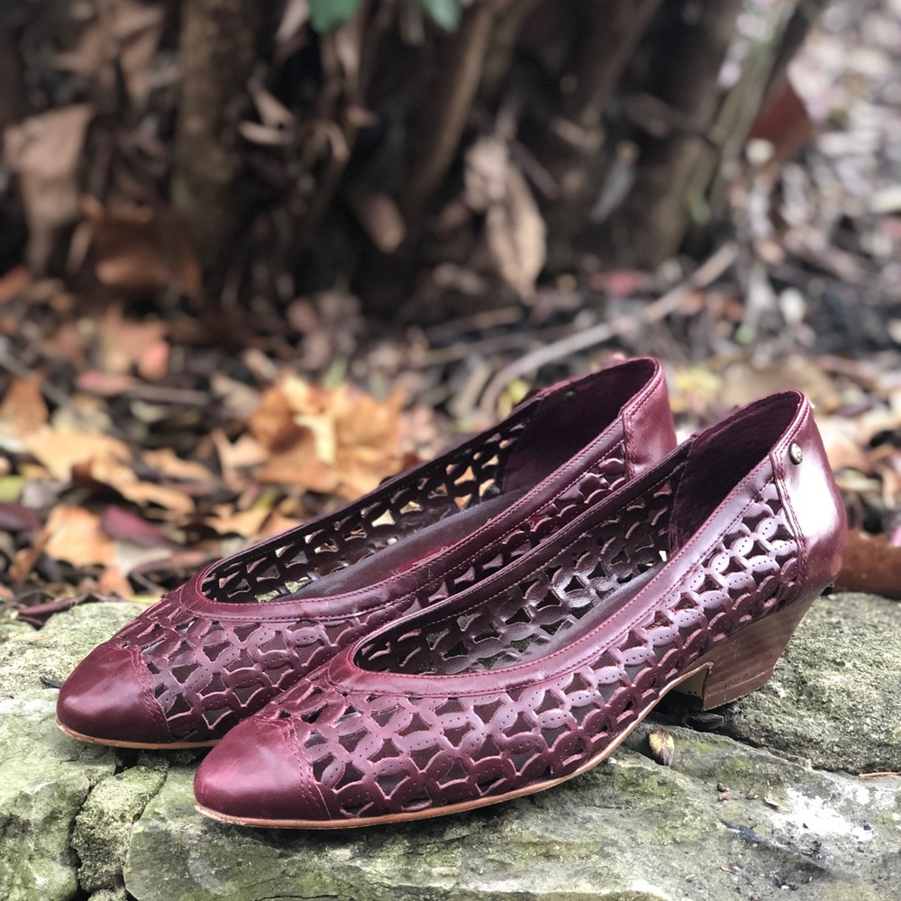 Vintage Etienne Aigner Low Heel